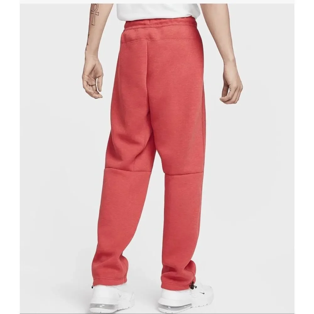 Nike Sportswear Tech Men’s Open Hem Standard Fit Sweatpants Jogger NWT